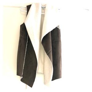 Susina suede/fuzzy vest